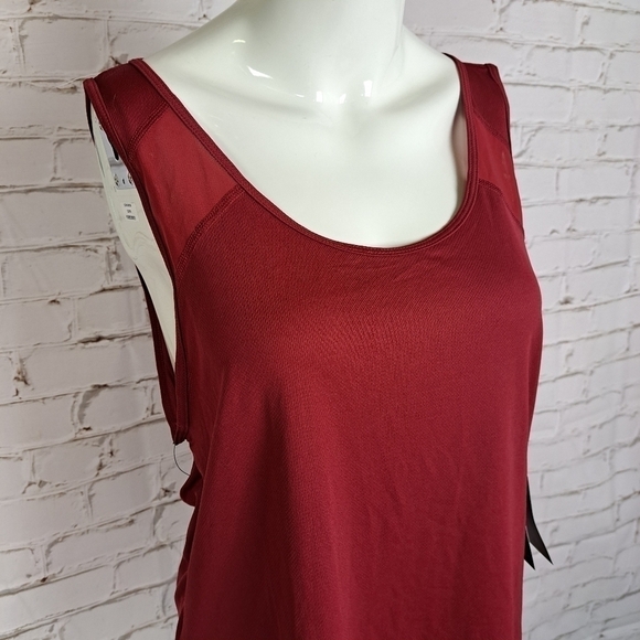 Nike Dry Fit Athletic Tank Top - Picture 2 of 8